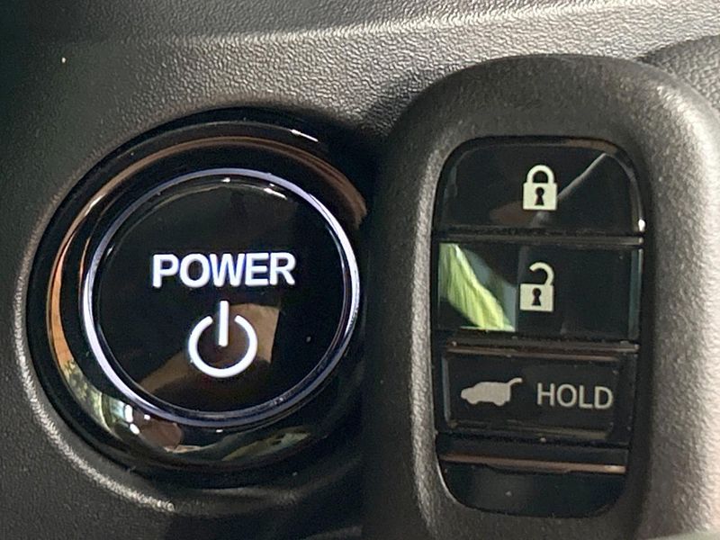 2026 Honda Vezel 6AA-RV5 (UW-6aaf50ae5e81b)[4]