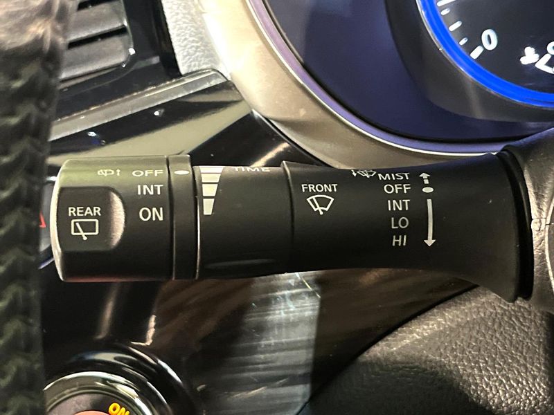 2019 Nissan Elgrand DBA-TE52 (UW-6aaf50d291389)[25]