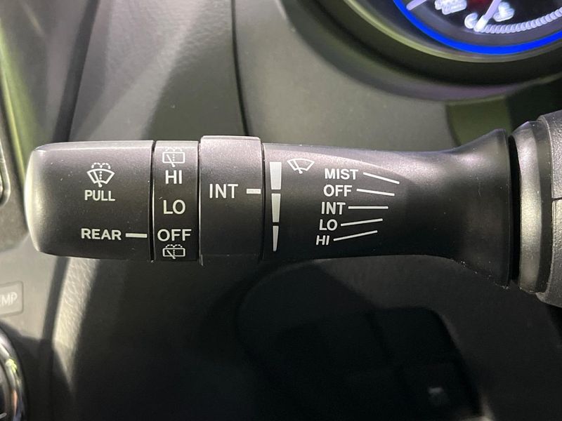 2015 Toyota Land Cruiser Prado CBA-TRJ150W (UW-6aaf50d5998e5)[29]
