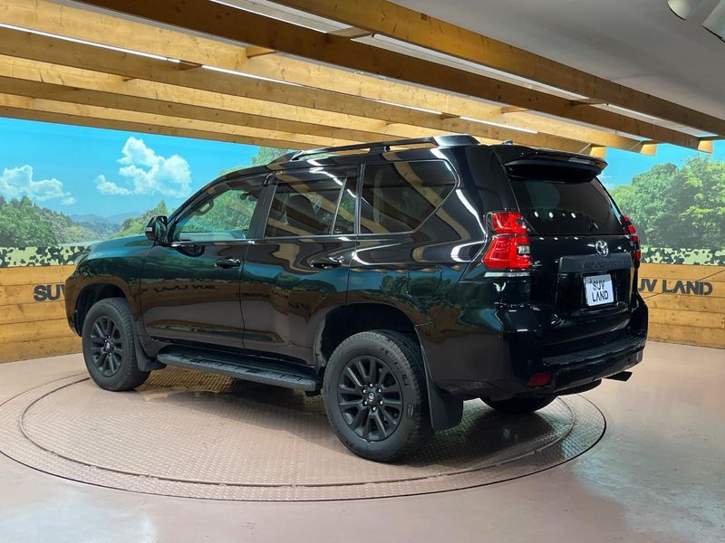 2023 Toyota Land Cruiser Prado 3BA-TRJ150W (UW-6aaf50dad4675)[23]