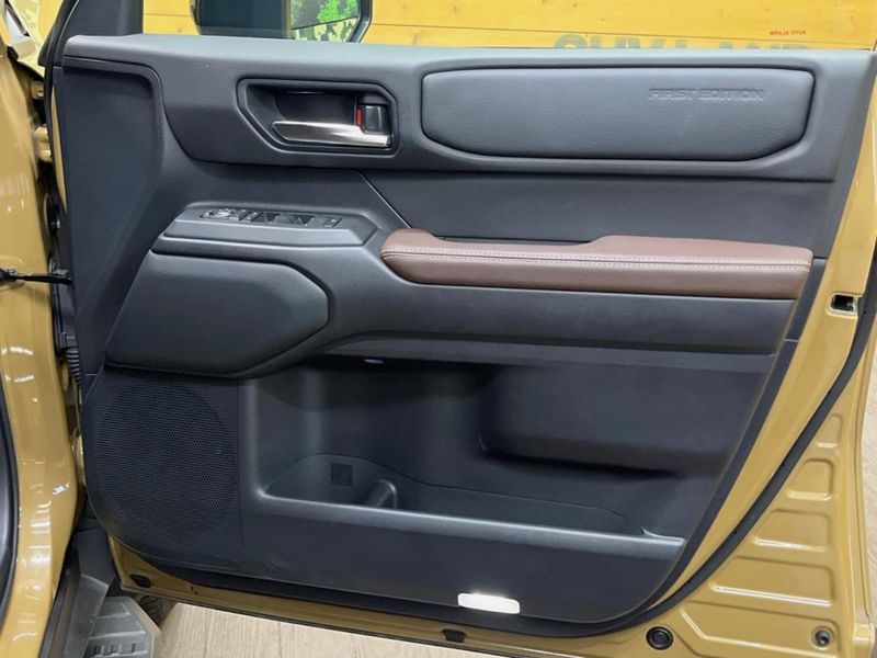 2024 Toyota Land Cruiser 250 3BA-TRJ250W (UW-6aaf50de360f7)[29]