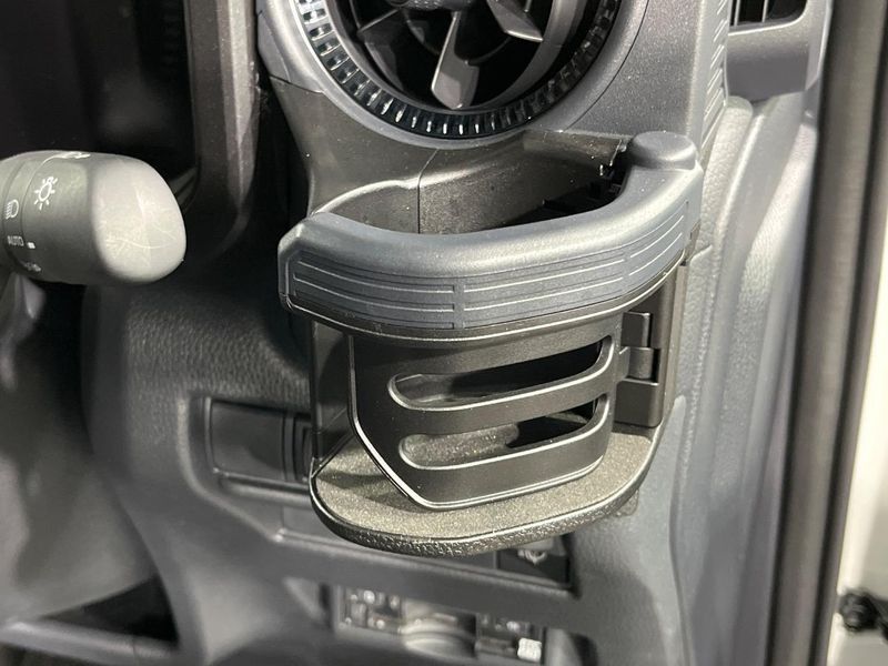 2024 Toyota Land Cruiser 250 3BA-TRJ250W (UW-6aaf50e17931a)[8]