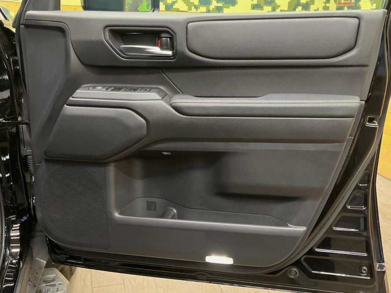 2025 Toyota Land Cruiser 250 3BA-TRJ250W (UW-6aaf50e78d415)[29]