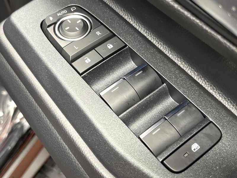 2026 Toyota Land Cruiser 250 3BA-TRJ250W (UW-6aaf50e83f674)[22]