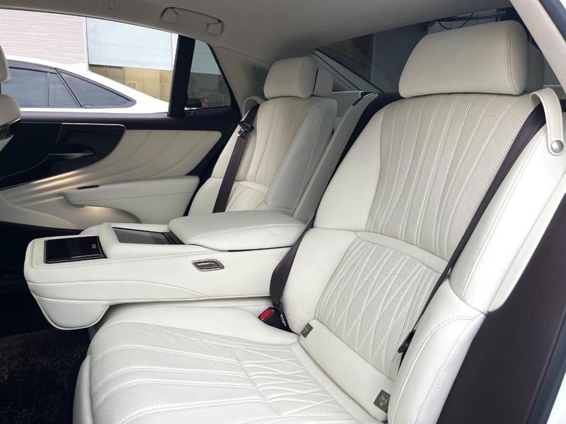 2018 Lexus LS DBA-VXFA50 (UW-6aaf50fd1bd66)[29]