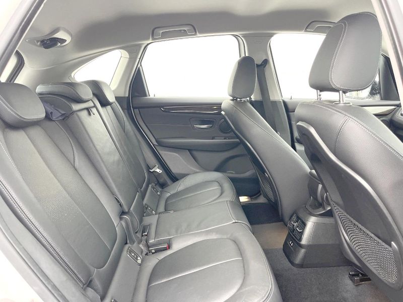 2018 BMW 2 Series LDA-2C20 (UW-6aaf5106b7fba)[25]