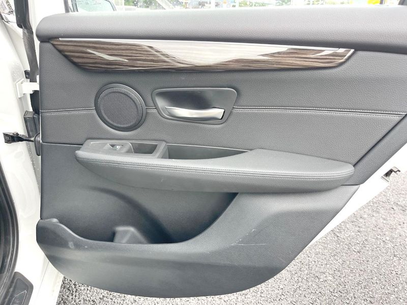 2018 BMW 2 Series LDA-2C20 (UW-6aaf5106b7fba)[23]