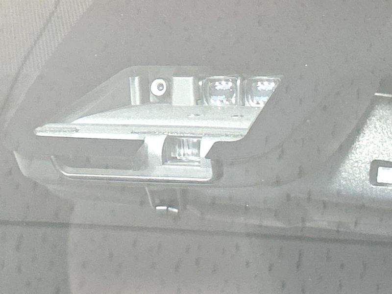 2017 Toyota Esquire DBA-ZRR80G (UW-6aaf5134bee93)[4]