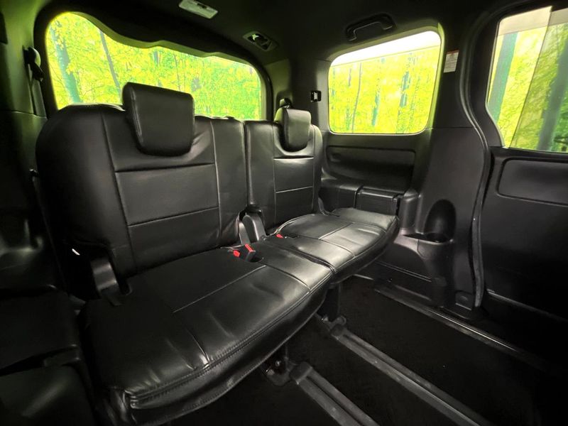 2017 Toyota Voxy DBA-ZRR80W (UW-6aaf5135c0ec0)[27]