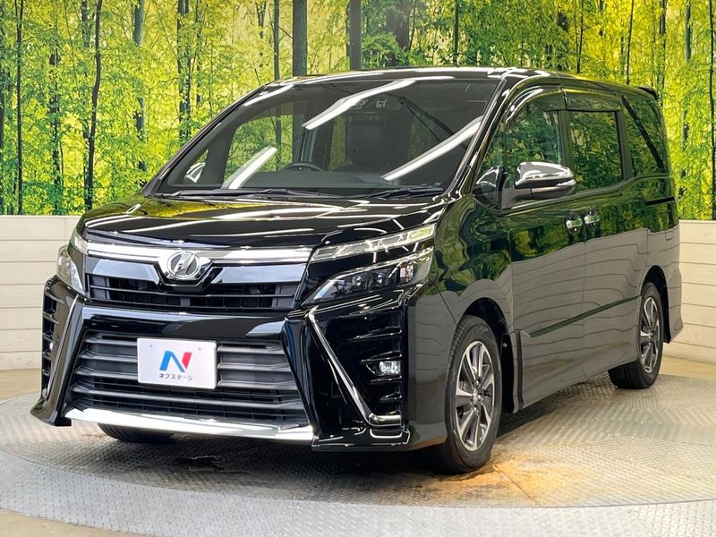 2018 Toyota Voxy DBA-ZRR80W (UW-6aaf513816d43)[24]