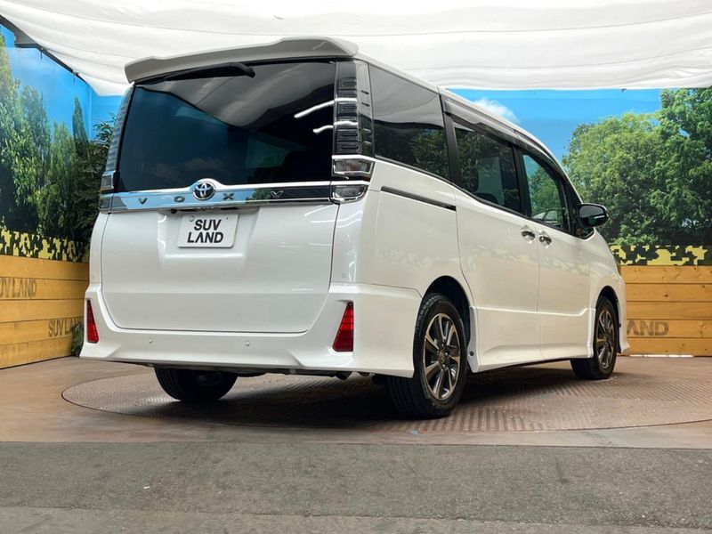 2019 Toyota Voxy DBA-ZRR80W (UW-6aaf51397f06a)[8]