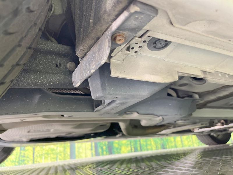 2018 Toyota Prius DAA-ZVW50 (UW-6aaf515e65444)[26]