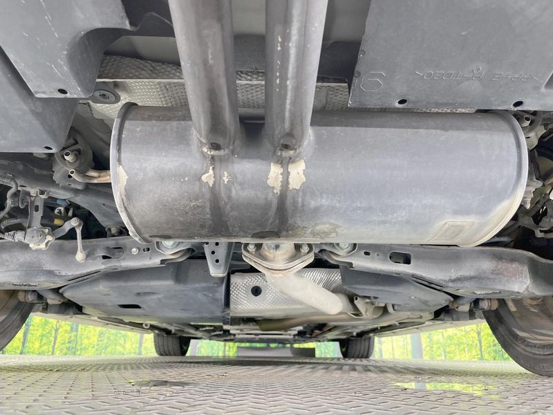 2018 Toyota Prius DAA-ZVW50 (UW-6aaf515e65444)[24]