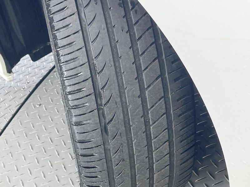 2018 Toyota Prius DAA-ZVW50 (UW-6aaf515e65444)[12]