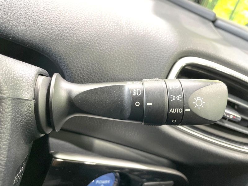 2016 Toyota Prius DAA-ZVW51 (UW-6aaf51617acd2)[28]