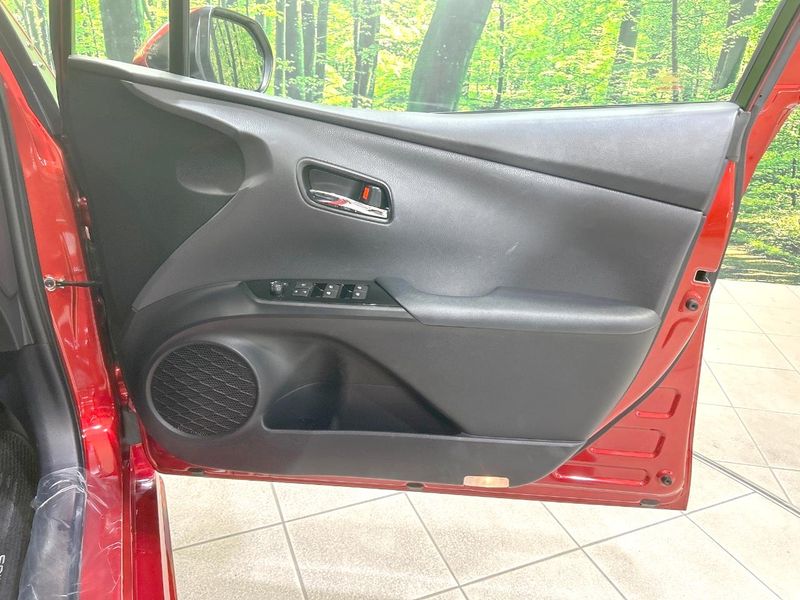 2016 Toyota Prius DAA-ZVW51 (UW-6aaf5167a8ace)[18]