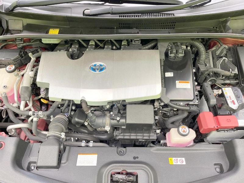 2018 Toyota Prius PHV DLA-ZVW52 (UW-6aaf516984e1d)[4]