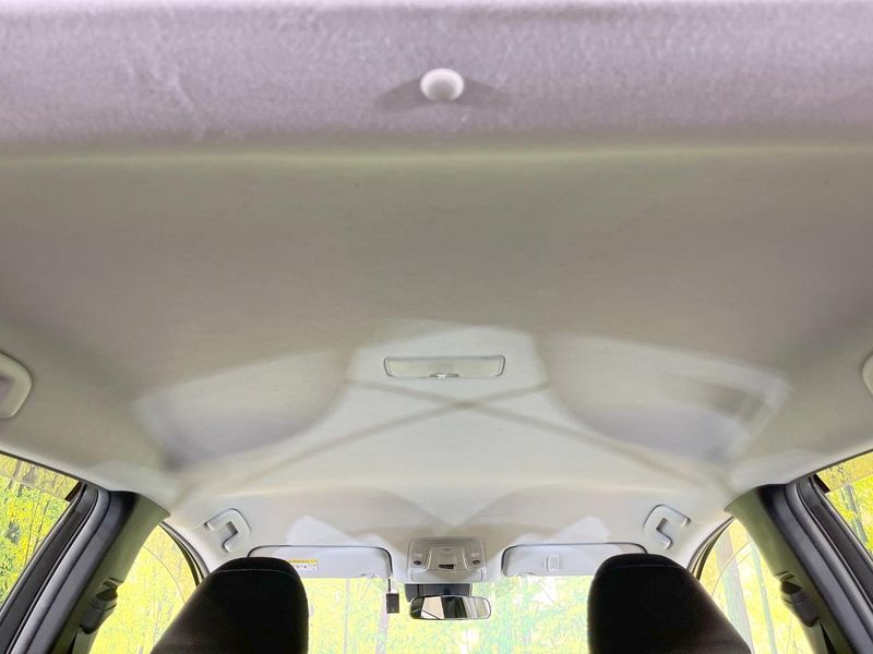 2018 Toyota Prius PHV DLA-ZVW52 (UW-6aaf516984e1d)[27]