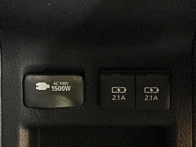 2017 Toyota Esquire DAA-ZWR80G (UW-6aaf5174635ef)[21]
