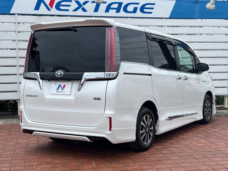 2018 Toyota Esquire DAA-ZWR80G (UW-6aaf5175baec2)[12]