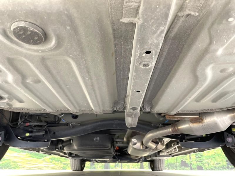 2022 Toyota Voxy 6AA-ZWR90W (UW-6aaf517ba88c1)[27]