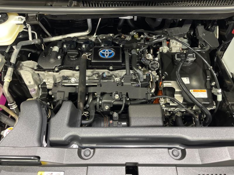2022 Toyota Voxy 6AA-ZWR90W (UW-6aaf517bb684f)[4]