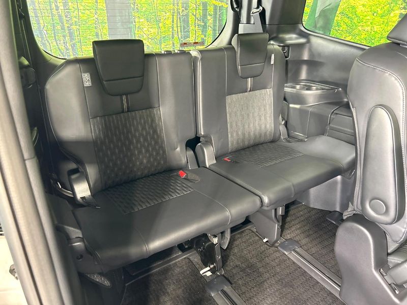 2023 Toyota Noah 6AA-ZWR90W (UW-6aaf517e098b5)[29]