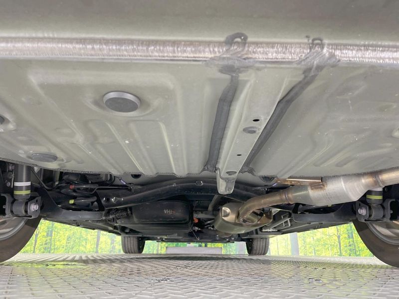 2024 Toyota Voxy 6AA-ZWR90W (UW-6aaf518a227f7)[23]