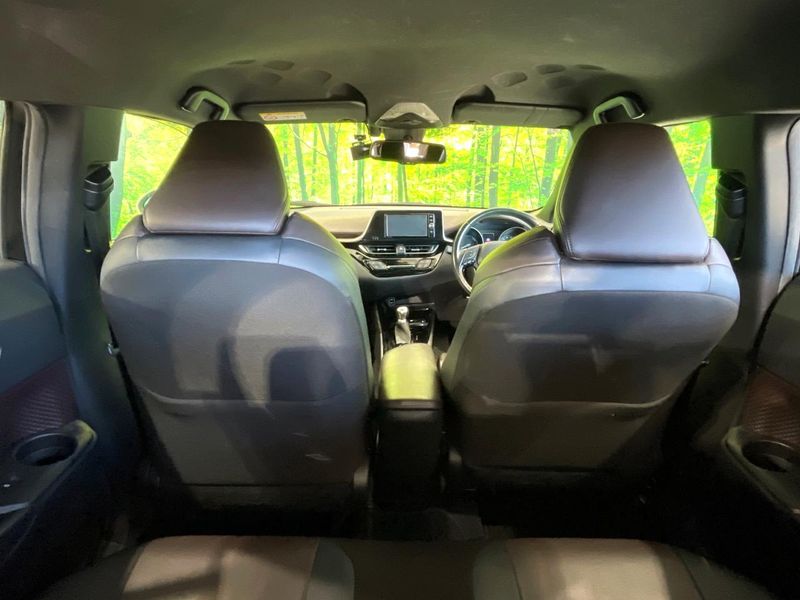 2018 Toyota C-HR DAA-ZYX10 (UW-6aaf518fdcb02)[19]