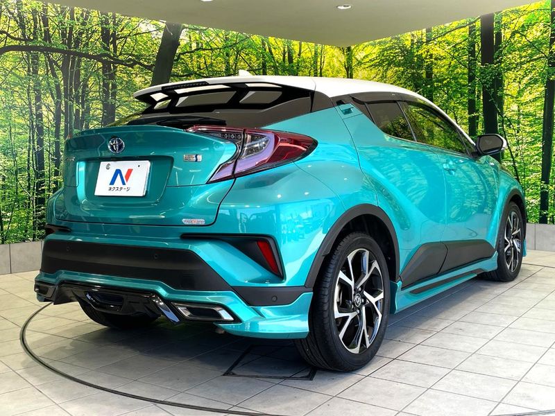 2018 Toyota C-HR DAA-ZYX10 (UW-6aaf518fdcb02)[21]