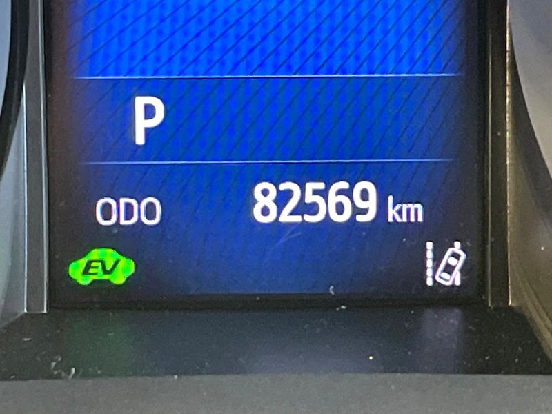 2018 Toyota C-HR DAA-ZYX10 (UW-6aaf518fdcb02)[2]