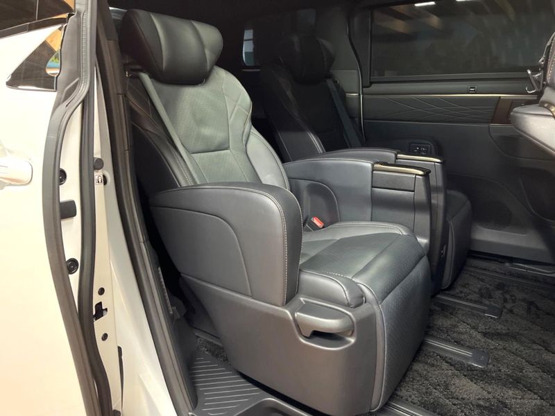 2024 Toyota Vellfire Hybrid 6AA-AAHH40W (UW-6ab09e78aeac2)[18]