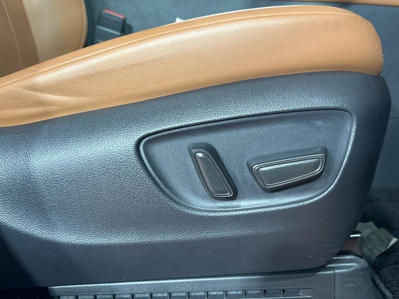 2025 Toyota Vellfire Hybrid 6AA-AAHH40W (UW-6ab09e7a2c0f7)[26]