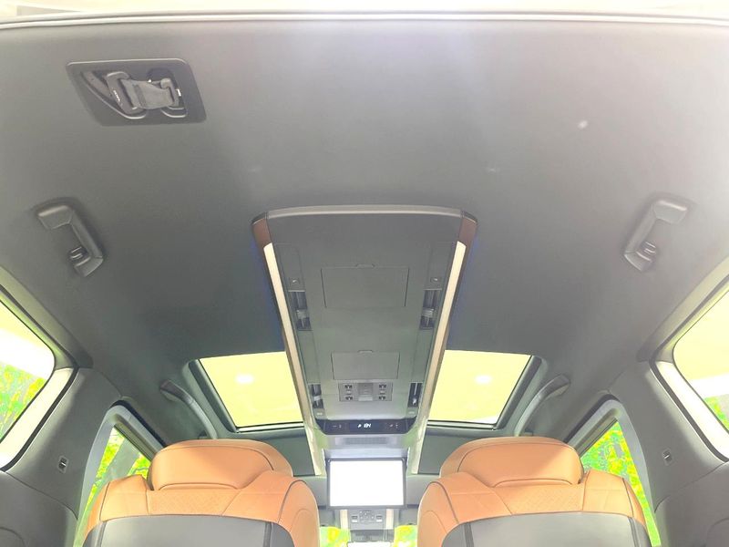 2025 Toyota Vellfire Hybrid 6AA-AAHH40W (UW-6ab09e7b77a20)[16]