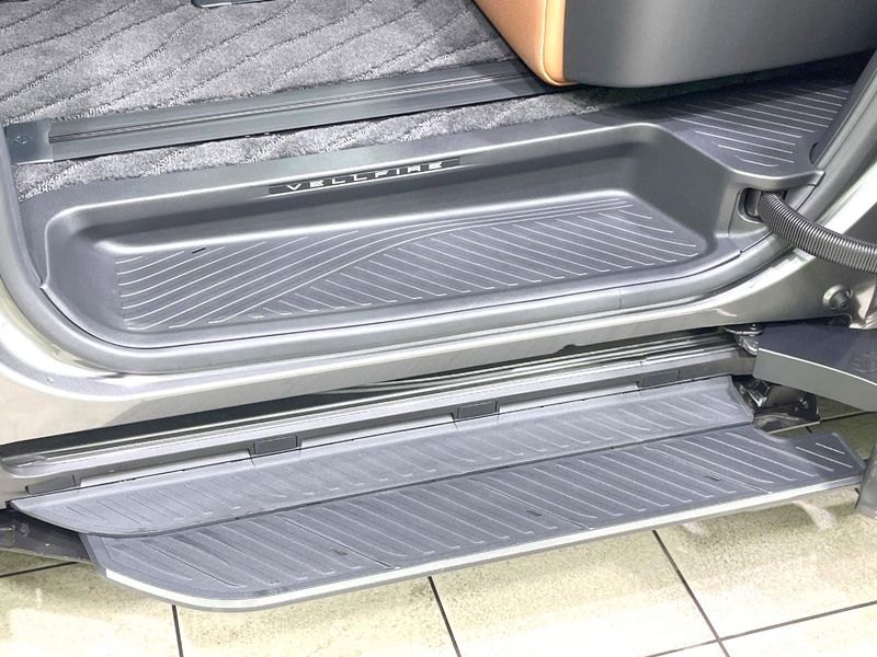 2025 Toyota Vellfire Hybrid 6AA-AAHH40W (UW-6ab09e7b77a20)[4]