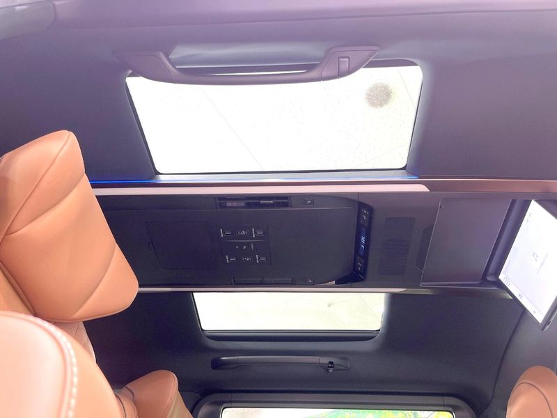 2025 Toyota Vellfire Hybrid 6AA-AAHH40W (UW-6ab09e7b77a20)[21]