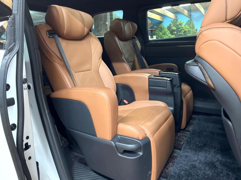 2024 Toyota Vellfire Hybrid 6AA-AAHH45W (UW-6ab09e825d6ca)[13]