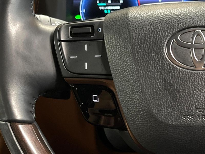 2024 Toyota Vellfire Hybrid 6AA-AAHH45W (UW-6ab09e825d6ca)[29]