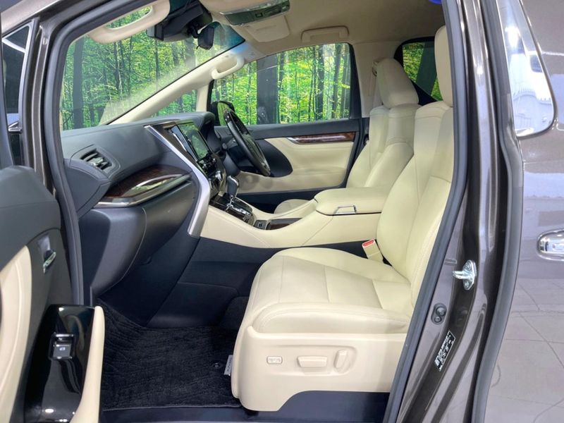 2020 Toyota Alphard 3BA-AGH30W (UW-6ab09e97d2674)[17]