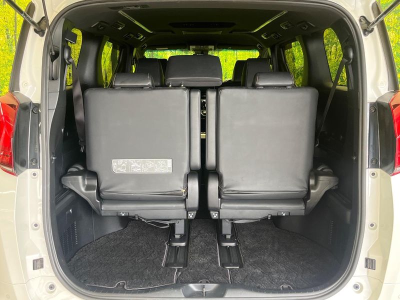 2020 Toyota Alphard 3BA-AGH30W (UW-6ab09ea101ba5)[28]