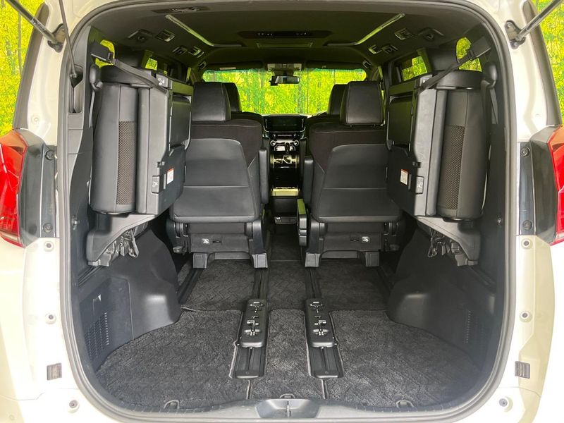 2020 Toyota Alphard 3BA-AGH30W (UW-6ab09ea101ba5)[27]