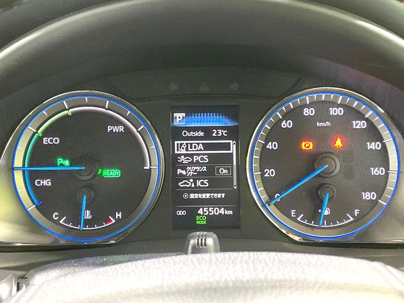 2018 Toyota Harrier Hybrid DAA-AVU65W (UW-6ab09eb8da9bb)[25]