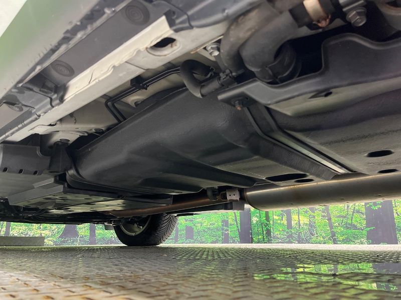 2020 Toyota Harrier Hybrid DAA-AVU65W (UW-6ab09eb93e7c3)[7]
