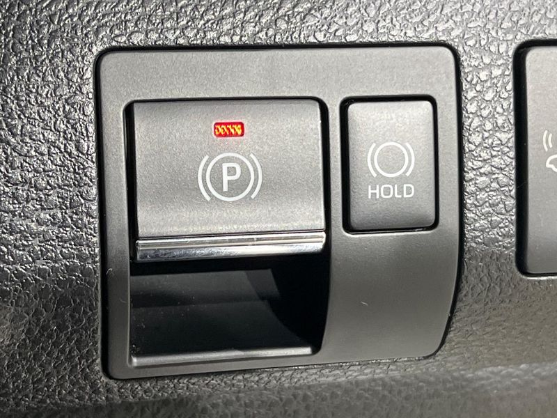 2020 Toyota Harrier Hybrid DAA-AVU65W (UW-6ab09eb93e7c3)[29]
