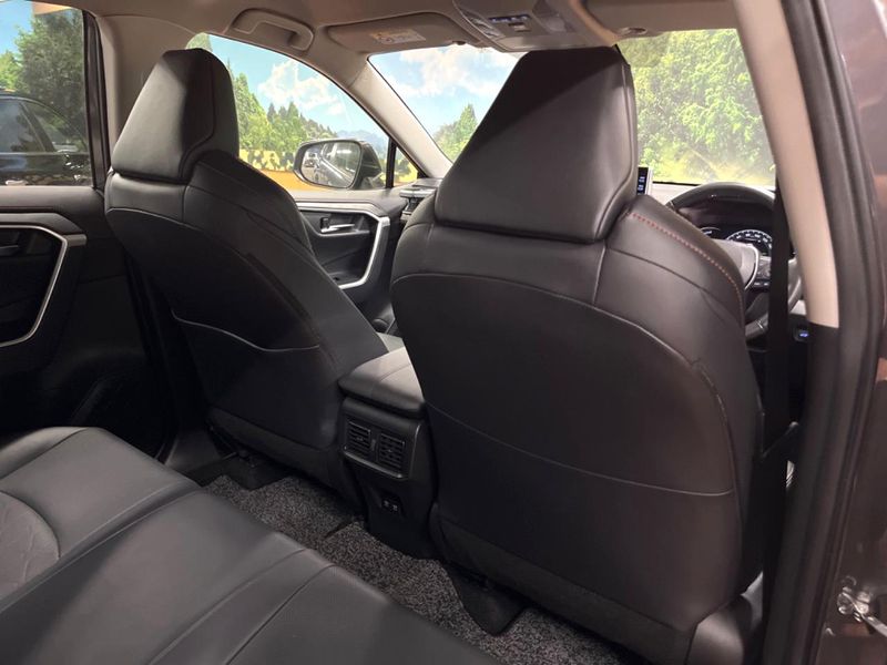 2022 Toyota RAV4 6AA-AXAH54 (UW-6ab09ebd6e253)[21]