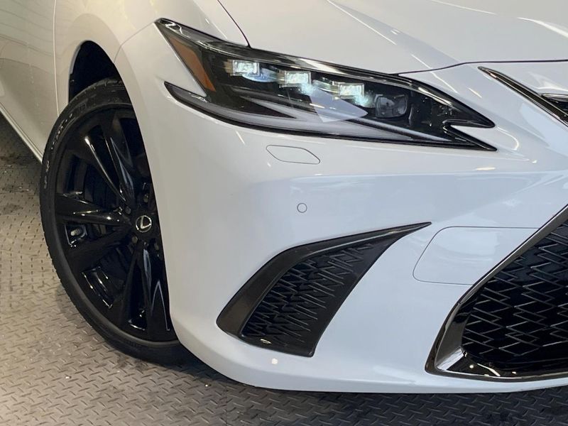 2022 Lexus ES 6AA-AXZH11 (UW-6ab09ed43bf80)[5]