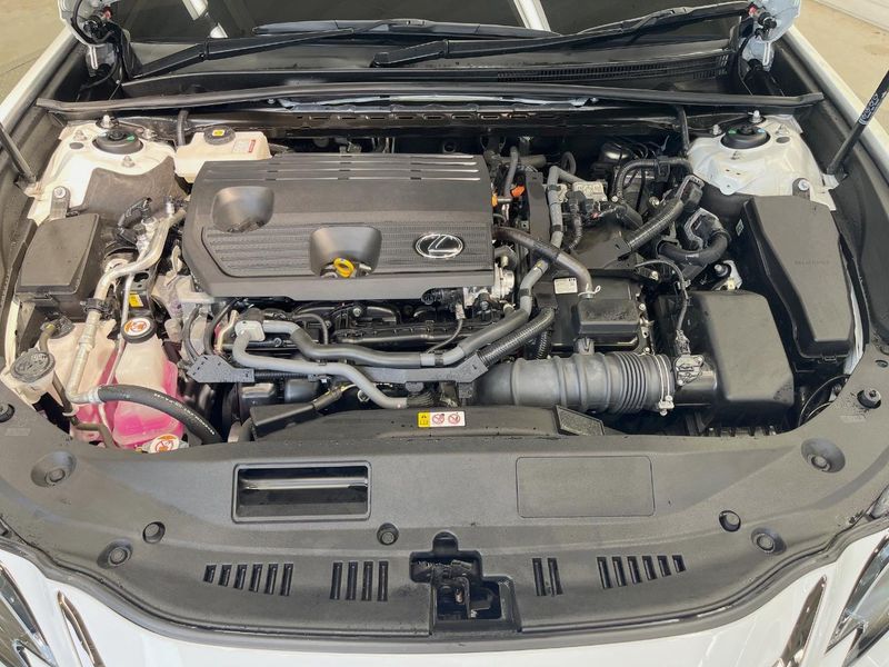2022 Lexus ES 6AA-AXZH11 (UW-6ab09ed43bf80)[4]
