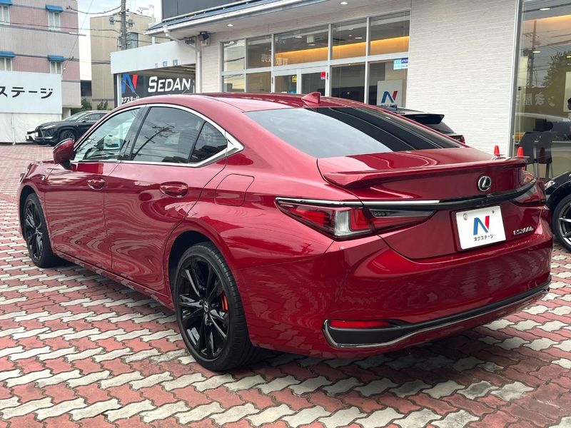 2022 Lexus ES 6AA-AXZH11 (UW-6ab09ed47a477)[9]
