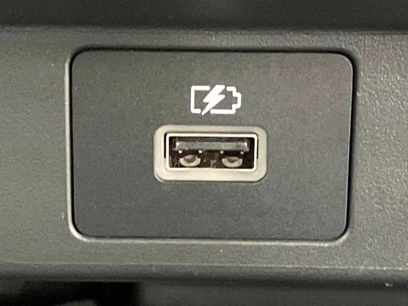 2022 Nissan Aura 6AA-FE13 (UW-6ab09f5aa2234)[16]