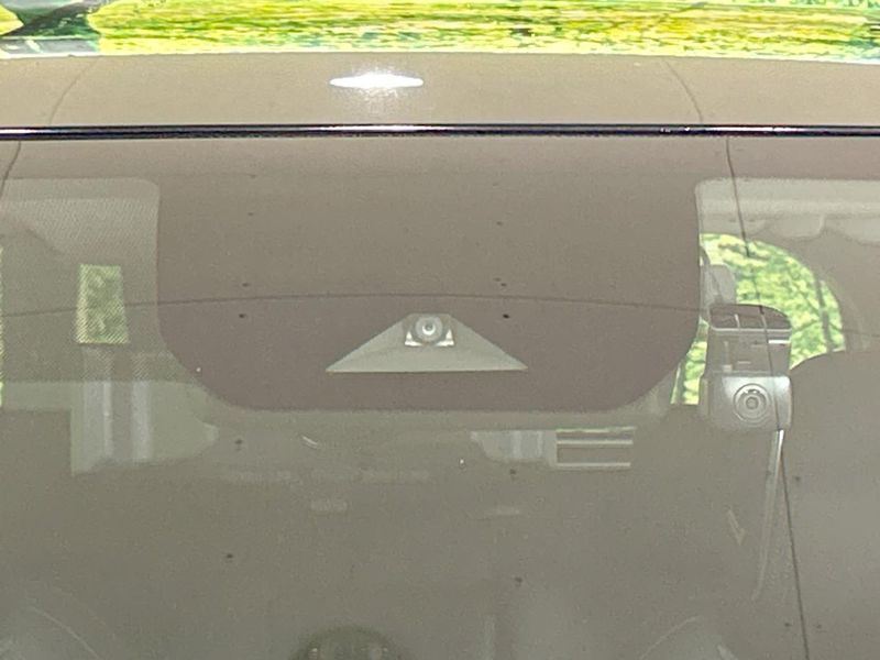 2022 Nissan Aura 6AA-FE13 (UW-6ab09f5b1ce1a)[4]